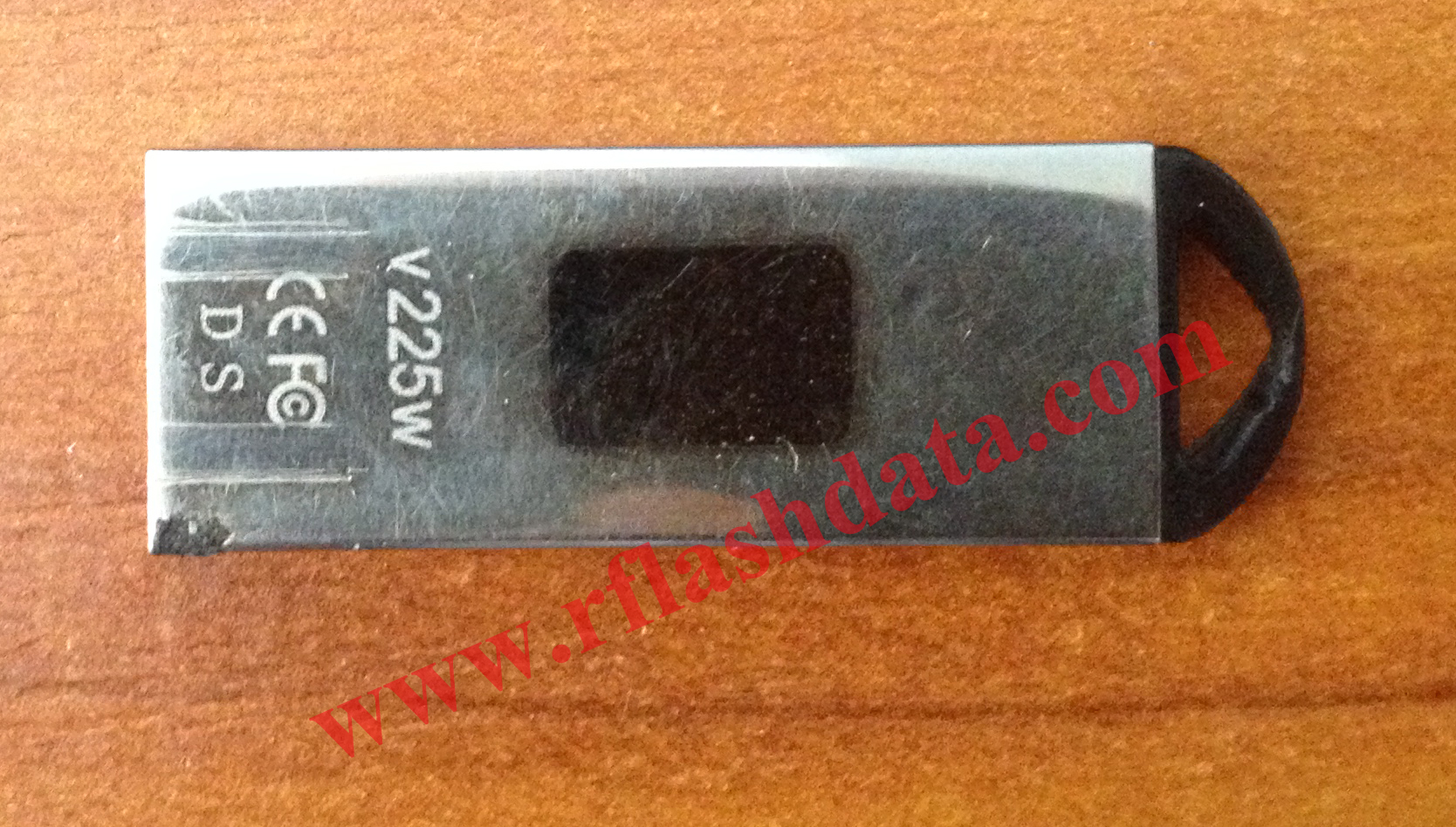 HP V225W USB flash drive