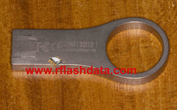 U66DKYE 32GB flash drive